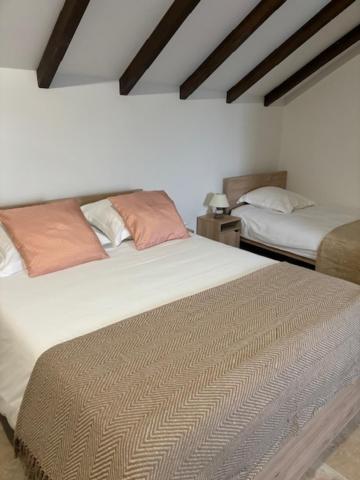 L'Annexe Du Chateau De Saint Genix Luaran gambar